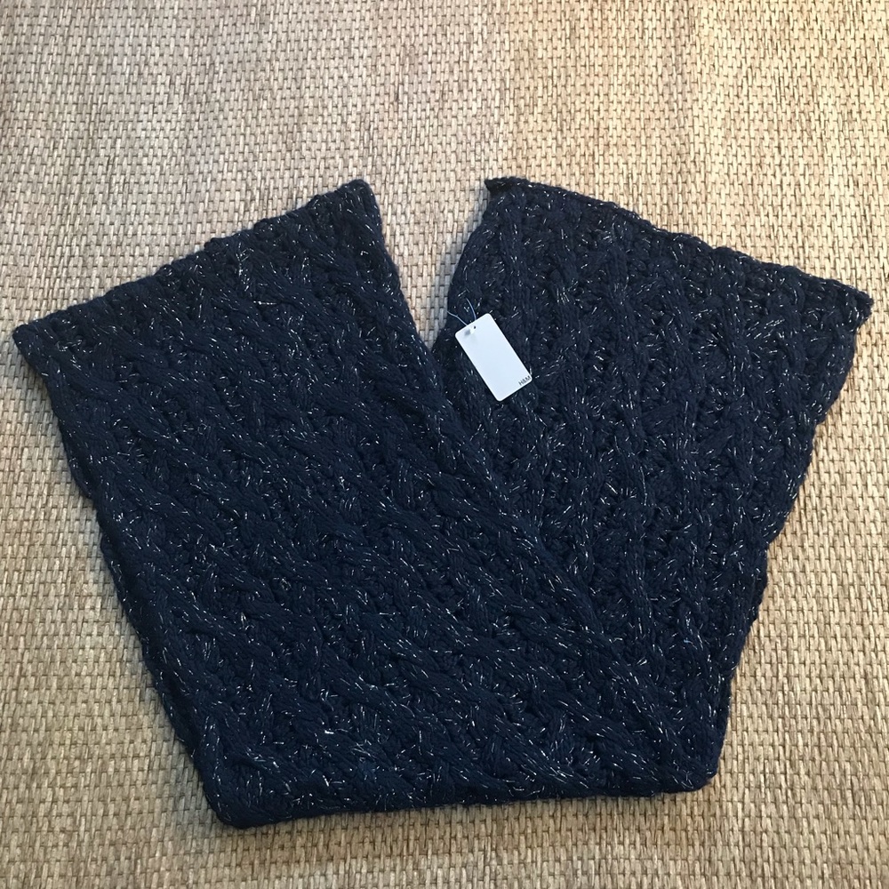 H&M Scarf Wrap Black Gold